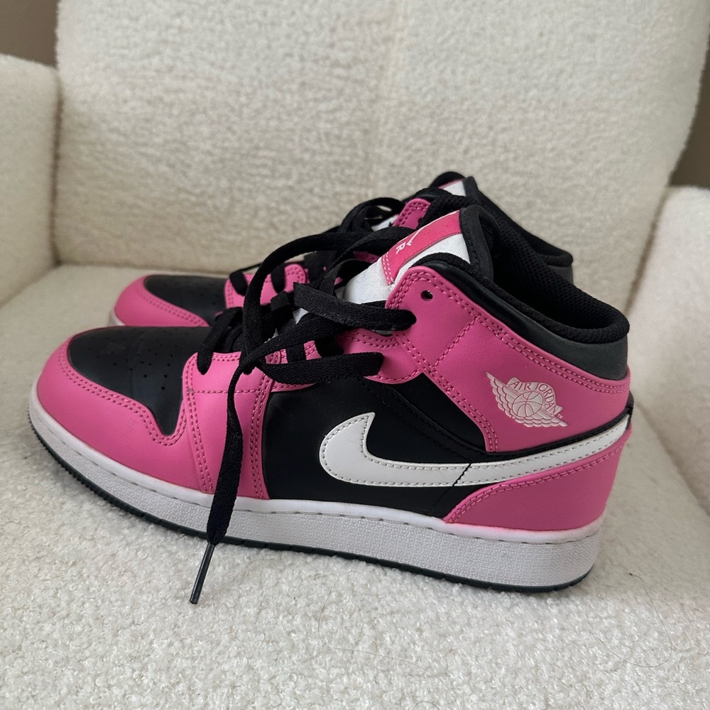 Air Jordan 1 Mid GS ‘Pinksicle’
